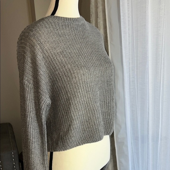 Forever 21 Gray Crew Neck Sweater - Picture 10 of 10